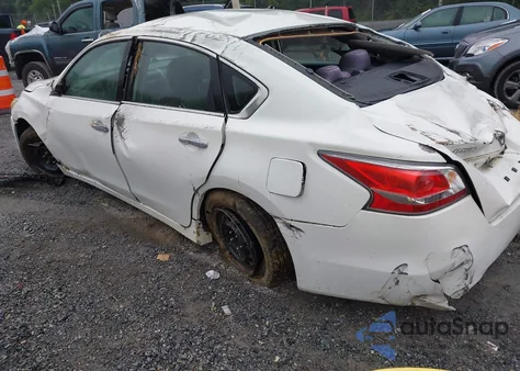 2014 Nissan Altima 2.5/S/Sv/Sl из США, поврежденный, VIN 1N4AL3AP7EN353795